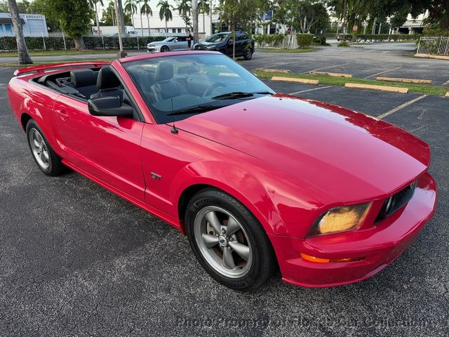2006 Ford Mustang GT Convertible Premium - 23091753 - 1