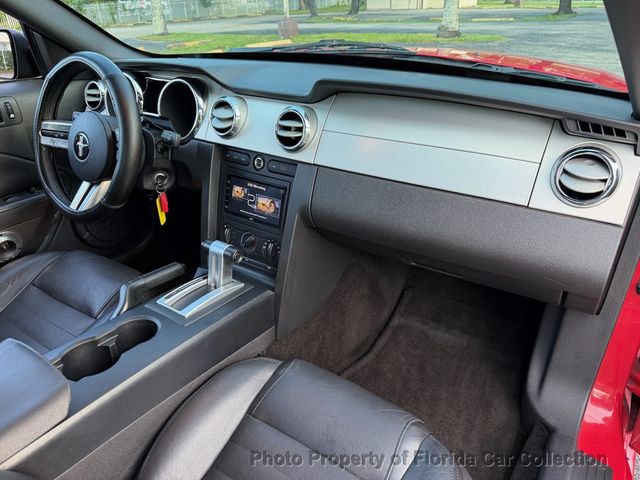 2006 Ford Mustang GT Convertible Premium - 23091753 - 34