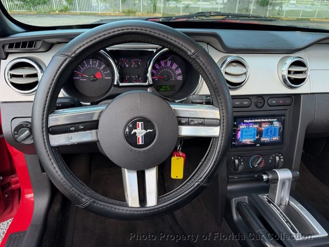 2006 Ford Mustang GT Convertible Premium - 23091753 - 38