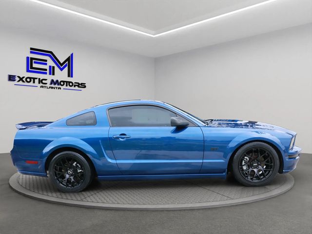 2006 Ford Mustang GT PREMIUM, MANUAL TRANS, BLACKOUT WHEELS, SPOILER, TOUCHSCREEN! - 22827616 - 5