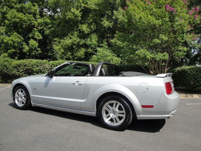 2006 Ford Mustang GT-PREMIUM PKG, 5-SPD, ALL-STOCK, ADULT-OWNED, EXTRA-CLEAN! - 22536221 - 37