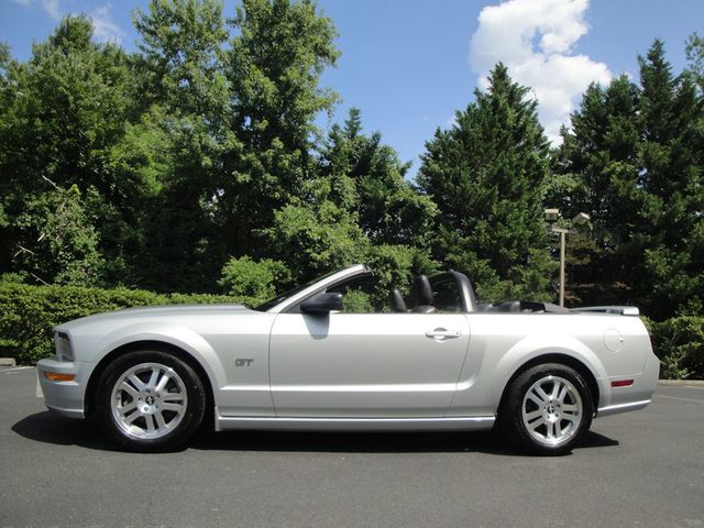 2006 Ford Mustang GT-PREMIUM PKG, 5-SPD, ALL-STOCK, ADULT-OWNED, EXTRA-CLEAN! - 22536221 - 38