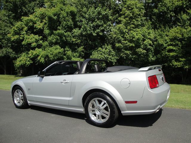 2006 Ford Mustang GT-PREMIUM PKG, 5-SPD, ALL-STOCK, ADULT-OWNED, EXTRA-CLEAN! - 22536221 - 49