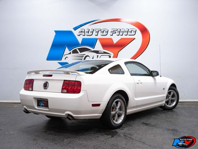 2006 Ford Mustang PREMIUM GT, CLEAN CARFAX, SHAKER 1000 AUDIO, INTERIOR PKG - 22430298 - 2