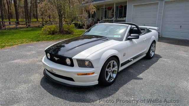 Used 2006 Ford Mustang GT Premium with VIN 1ZVHT85H265188245 for sale in Riverhead, NY
