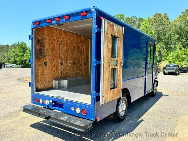 2006 Ford STEPVAN JUST 59k MILES! ONE OWNER! +FINANCE OR LEASE! GREAT SMALL FOOD TRUCK! - 23017574 - 8