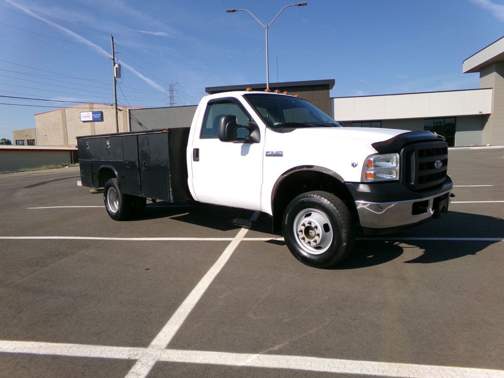 2006 Ford F-350 XL photo 4