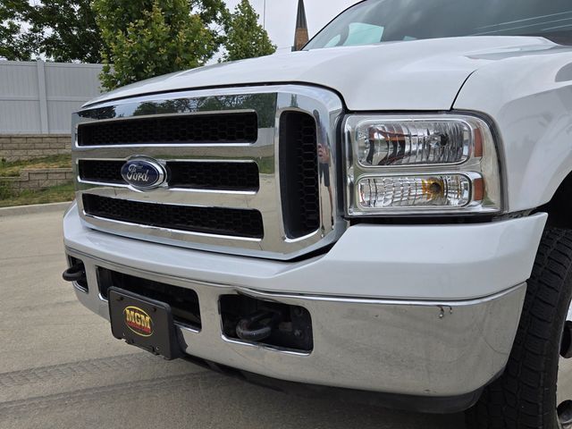 2006 Ford Super Duty F-350 DRW Cab-Chassis SuperCab 162" WB 60" CA XLT 4WD - 23056633 - 16