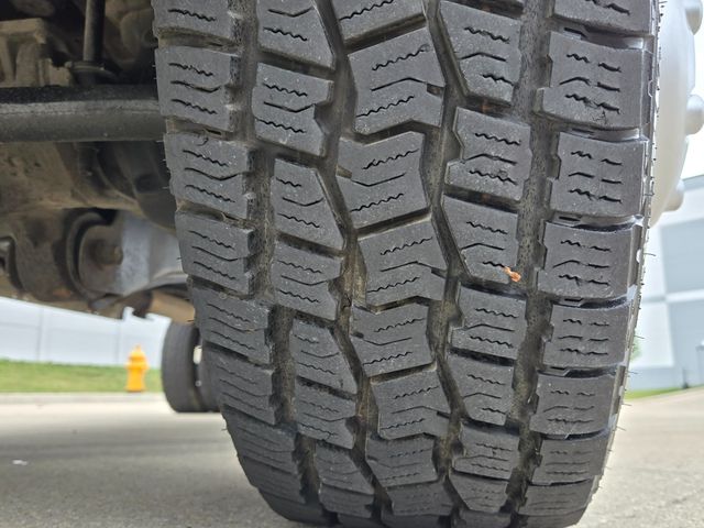2006 Ford Super Duty F-350 DRW Cab-Chassis SuperCab 162" WB 60" CA XLT 4WD - 23056633 - 19