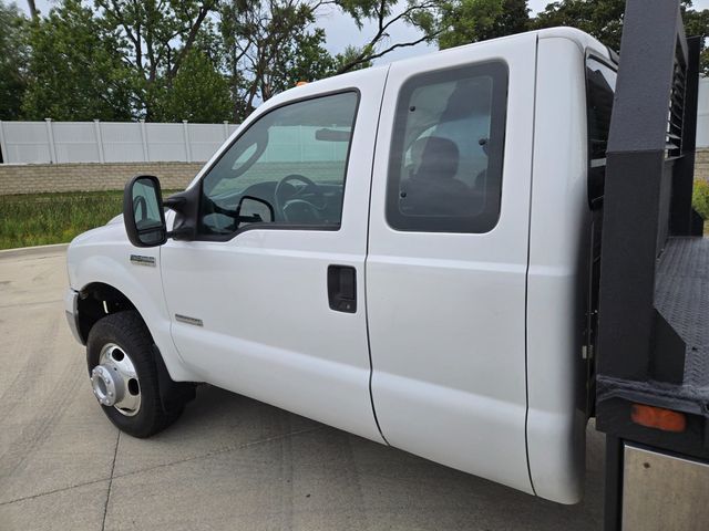 2006 Ford Super Duty F-350 DRW Cab-Chassis SuperCab 162" WB 60" CA XLT 4WD - 23056633 - 26