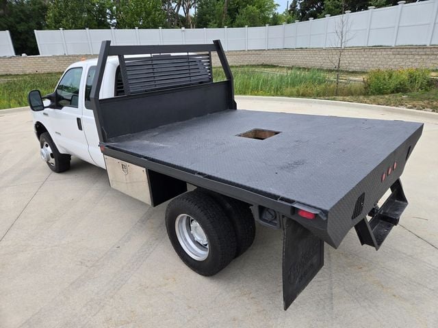 2006 Ford Super Duty F-350 DRW Cab-Chassis SuperCab 162" WB 60" CA XLT 4WD - 23056633 - 2