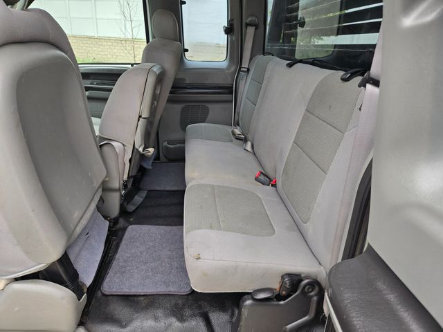 2006 Ford Super Duty F-350 DRW Cab-Chassis SuperCab 162" WB 60" CA XLT 4WD - 23056633 - 73