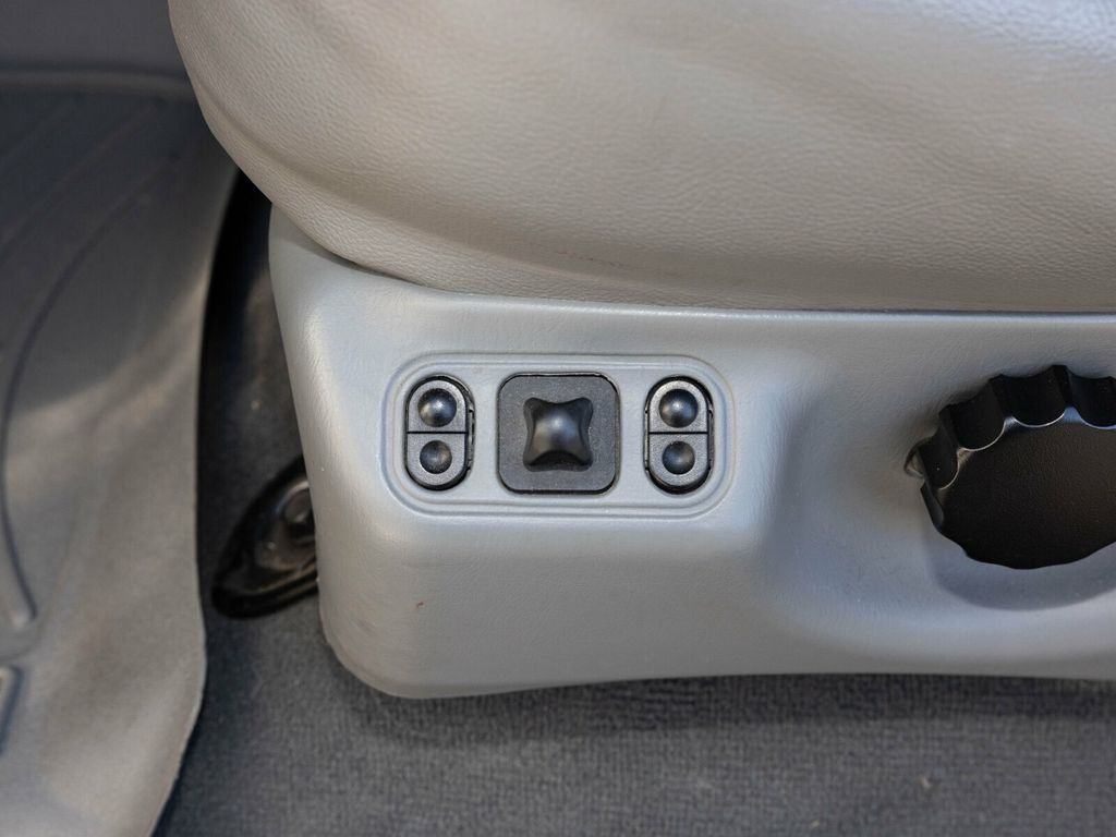 2006 Ford Super Duty F-350 SRW Custom, Tuned 6.0L Powerstroke Diesel, Lariat, FX4 - 22970696 - 28