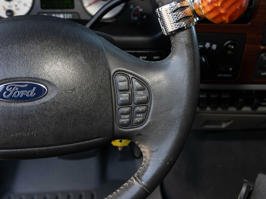 2006 Ford Super Duty F-350 SRW Custom, Tuned 6.0L Powerstroke Diesel, Lariat, FX4 - 22970696 - 33