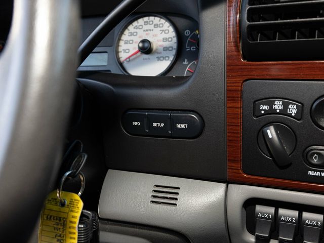 2006 Ford Super Duty F-350 SRW Custom, Tuned 6.0L Powerstroke Diesel, Lariat, FX4 - 22970696 - 35