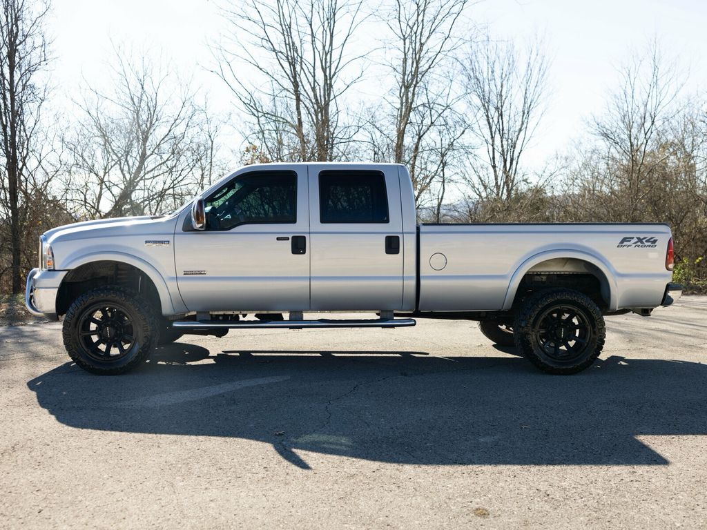 2006 Ford Super Duty F-350 SRW Custom, Tuned 6.0L Powerstroke Diesel, Lariat, FX4 - 22970696 - 3