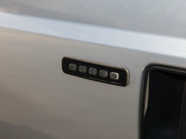 2006 Ford Super Duty F-350 SRW Custom, Tuned 6.0L Powerstroke Diesel, Lariat, FX4 - 22970696 - 41