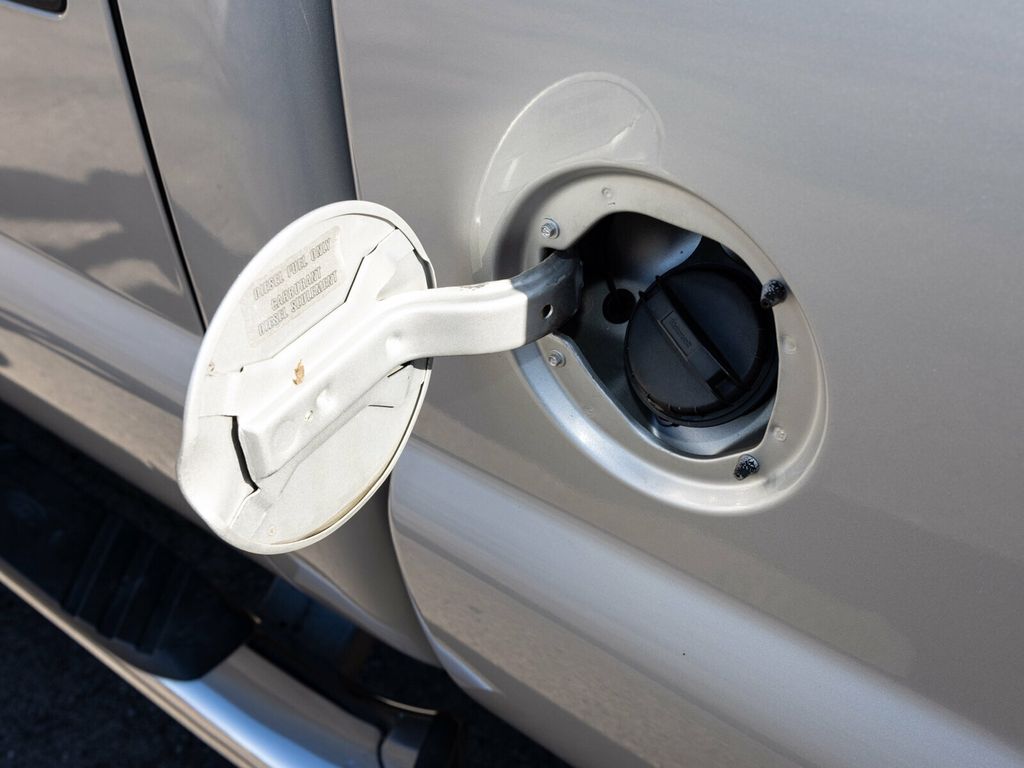 2006 Ford Super Duty F-350 SRW Custom, Tuned 6.0L Powerstroke Diesel, Lariat, FX4 - 22970696 - 50