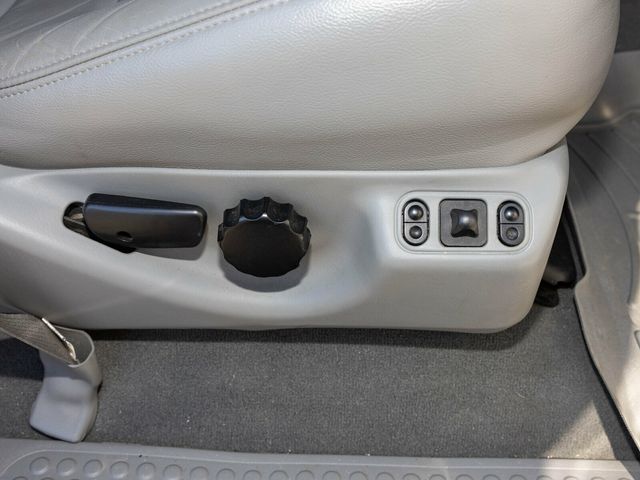 2006 Ford Super Duty F-350 SRW Custom, Tuned 6.0L Powerstroke Diesel, Lariat, FX4 - 22970696 - 63