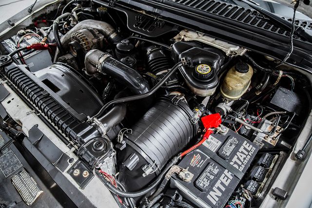 2006 Ford Super Duty F-450 DRW Reg Cab 165" WB 84" CA XL 4WD - 15314365 - 25