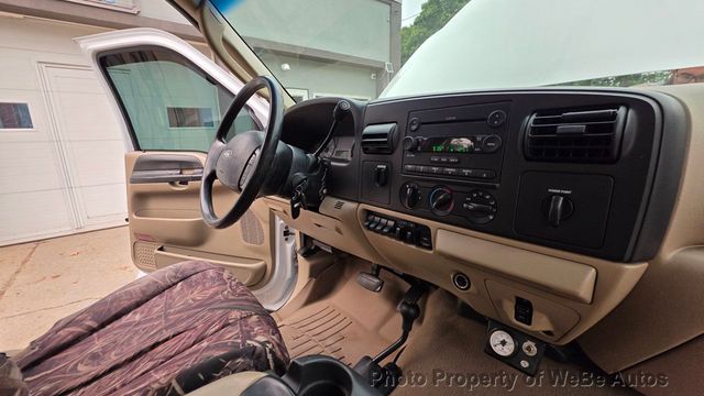 2006 Ford Super Duty F-550 DRW Hotshot Hauler For Sale  - 23054201 - 77