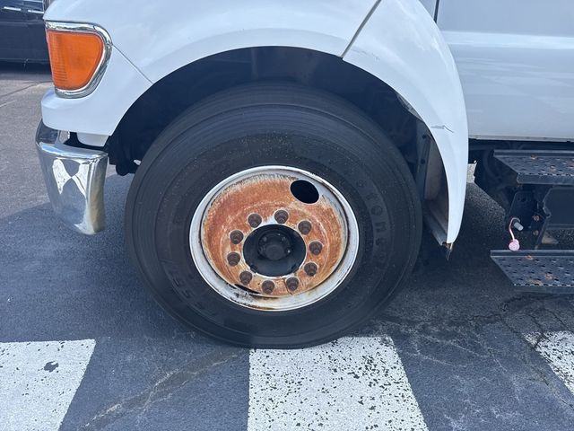 2006 Ford Super Duty F-650 Base Trim - 22915009 - 8