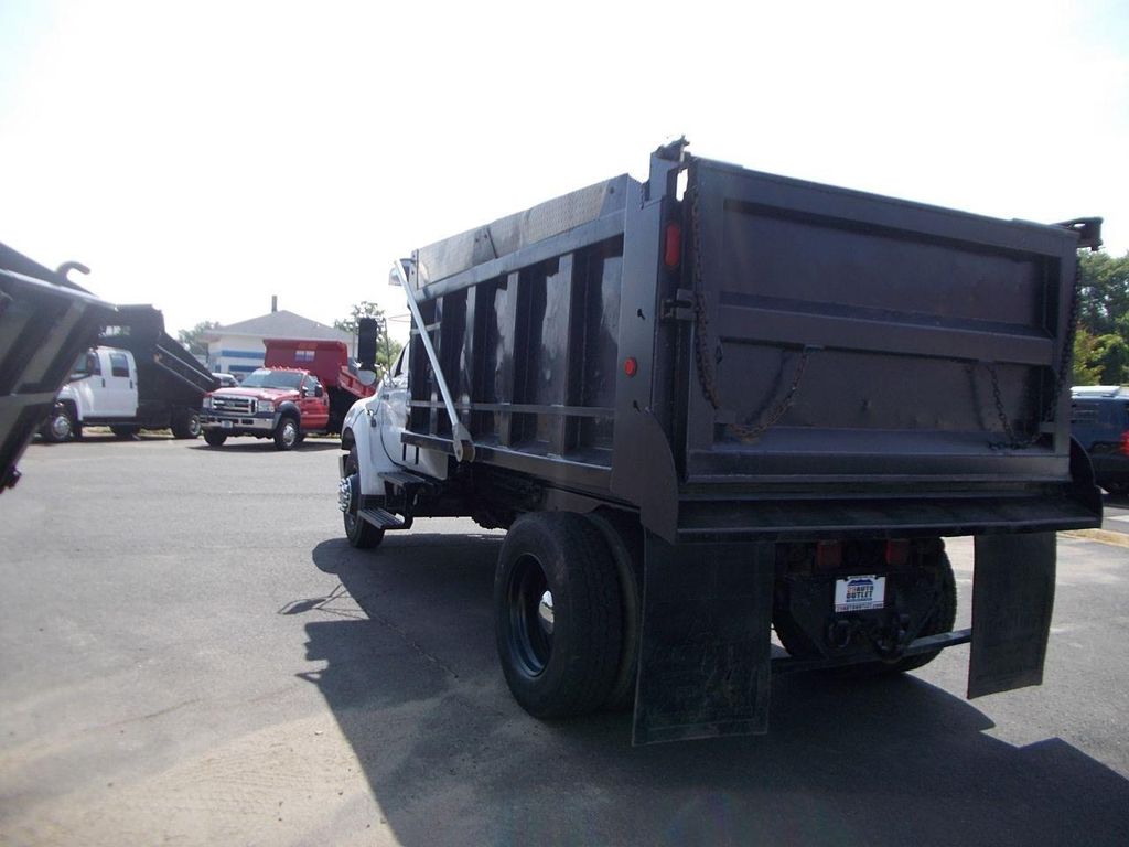 2006 Ford Super Duty F-750 Base Trim - 12288182 - 3