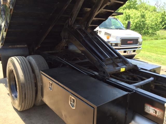 2006 Ford Super Duty F-750 XLT PRE-EMISSIONS 7.2L CAT DIESEL - 13577658 - 4