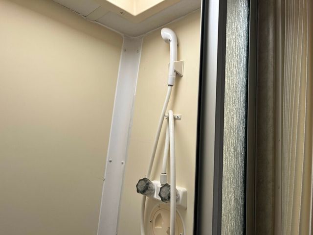 2006 Forest River Motorhome Lexington GTS 283 - 23002180 - 37