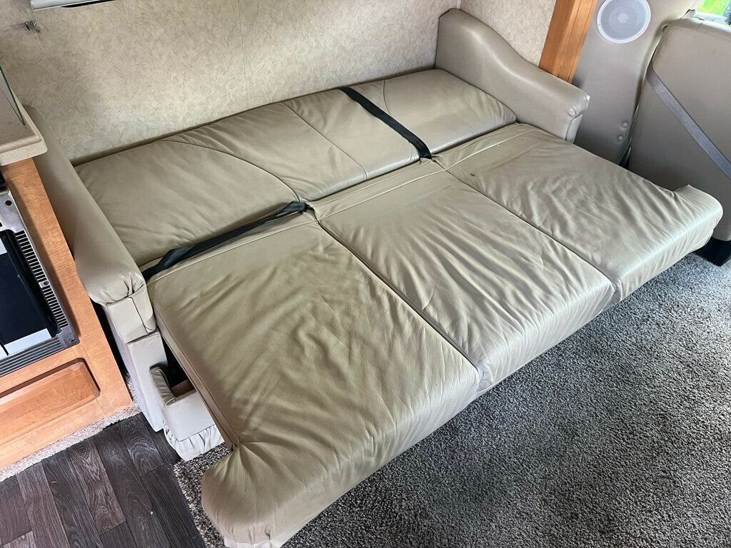 2006 Forest River Motorhome Lexington GTS 283 - 23002180 - 70