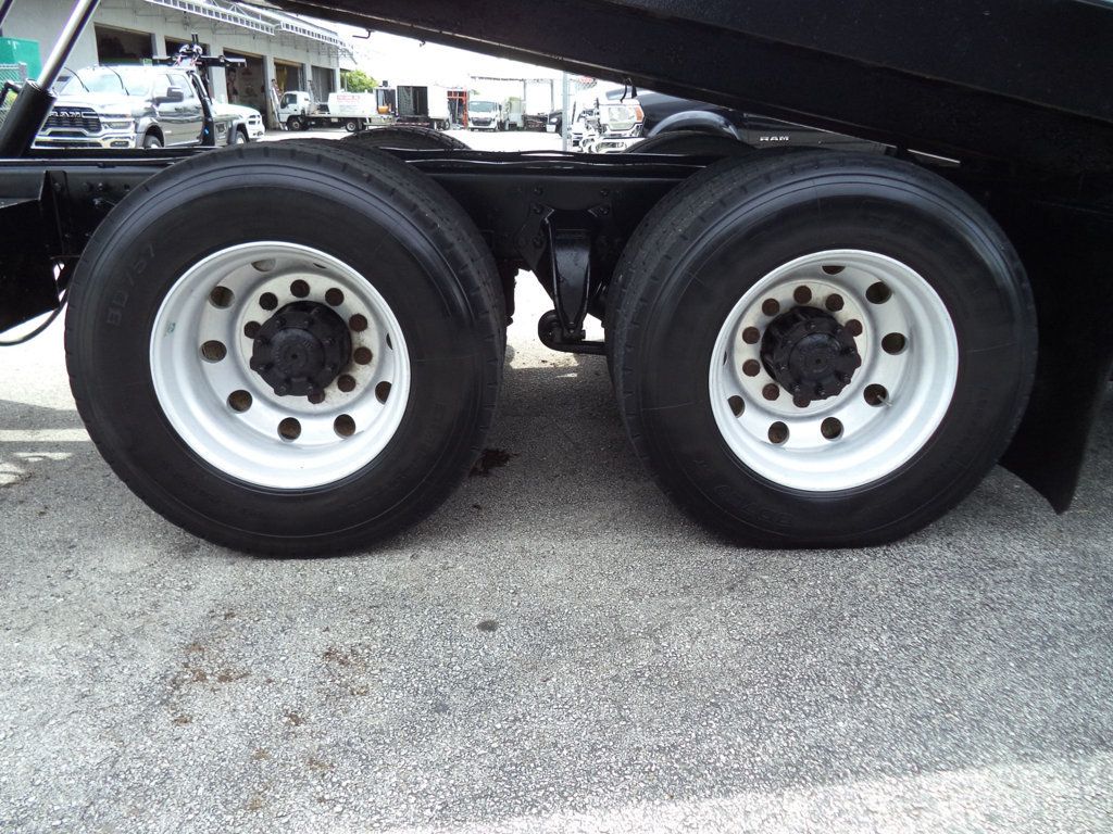 2006 Freightliner Business Class M2 106 w/ Ledwell 28ft Industrial Carrier 15 Ton Tandem Axle - 23038208 - 29