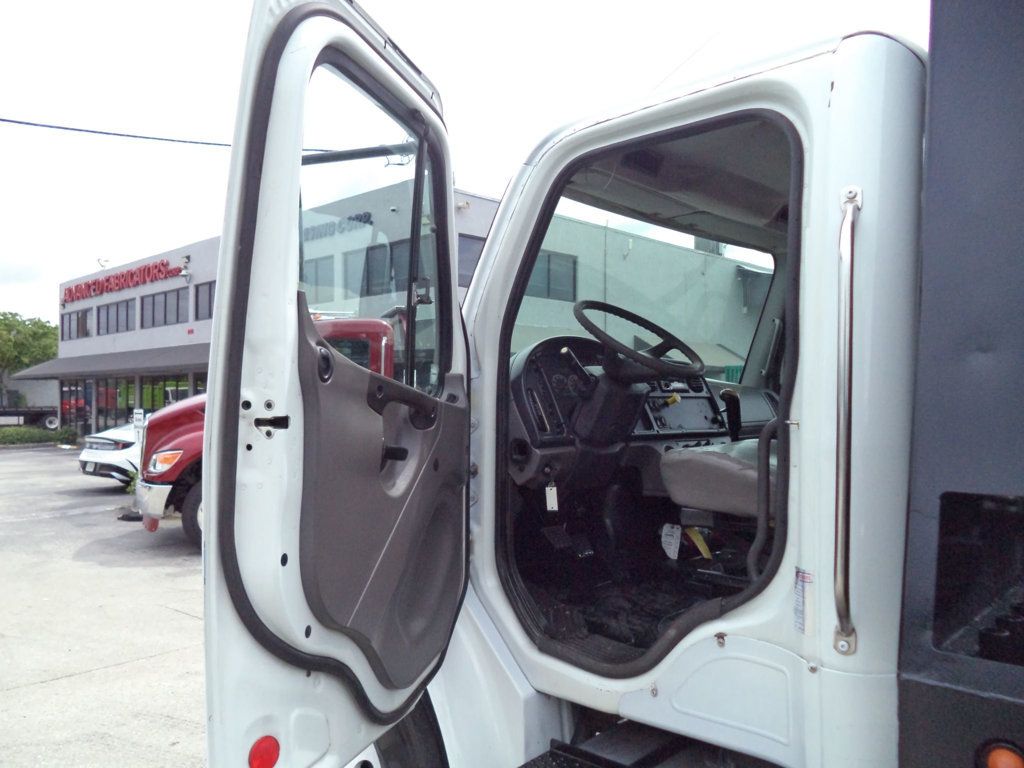 2006 Freightliner Business Class M2 106 w/ Ledwell 28ft Industrial Carrier 15 Ton Tandem Axle - 23038208 - 52