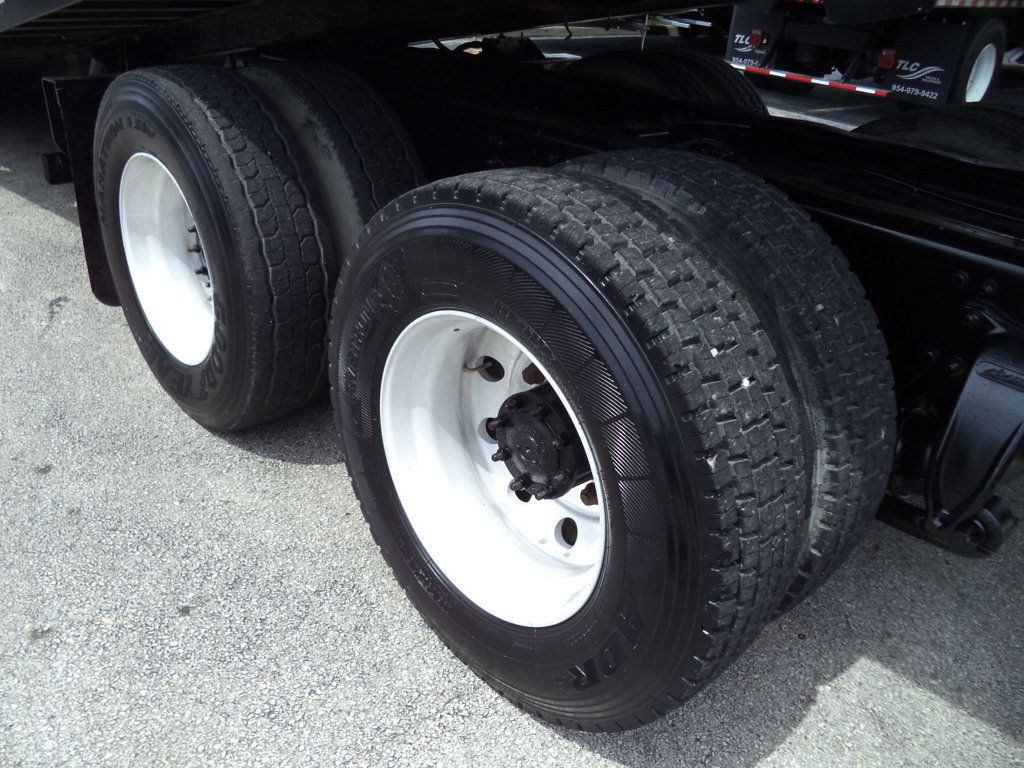 2006 Freightliner Business Class M2 106 w/ Ledwell 28ft Industrial Roll-Off 15 Ton Tandem Axle - 23038217 - 20