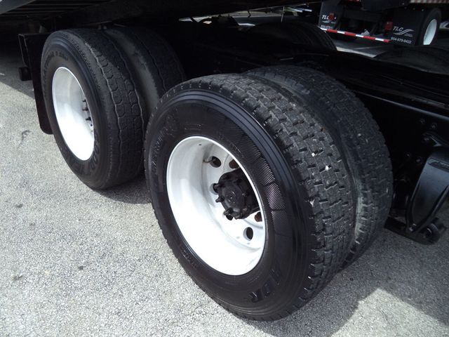 2006 Freightliner Business Class M2 106 w/ Ledwell 28ft Industrial Roll-Off 15 Ton Tandem Axle - 23038217 - 20