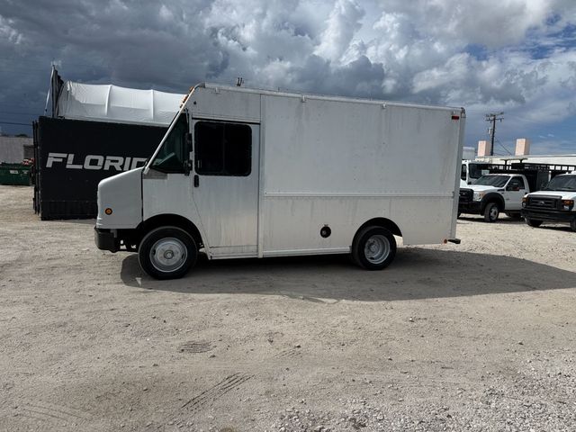 2006 Freightliner Utilimaster Stepvan  - 23072645 - 1