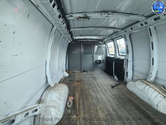 2006 GMC Savana Cargo Van 2500 135" WB RWD - 22965820 - 5