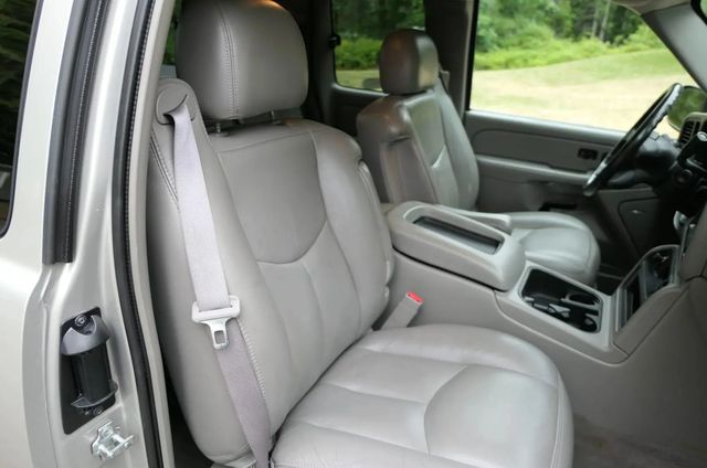 2006 GMC Sierra 1500 Ext Cab 134.0 WB 2WD SLT - 22938478 - 11