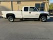 2006 GMC Sierra 2500HD Ext Cab 157.5" WB 2WD SLE1 - 22927681 - 1