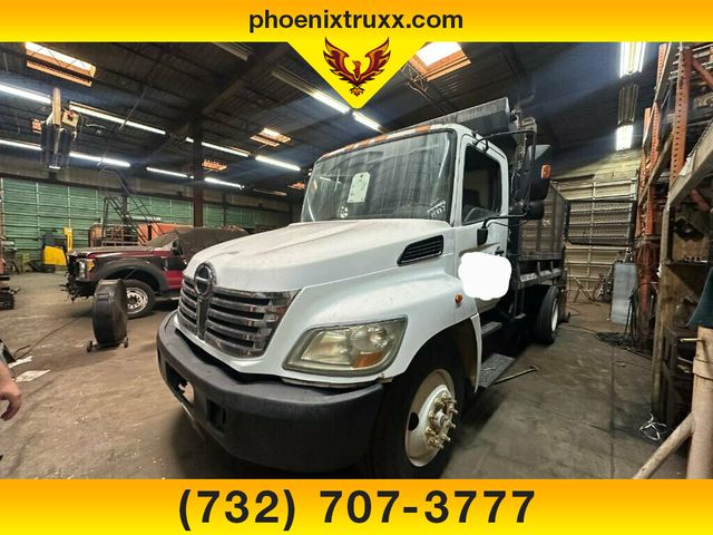CDL 2011 - 2011 HINO 268 w/ Liftgate 26 ft Box Truck Non CDL