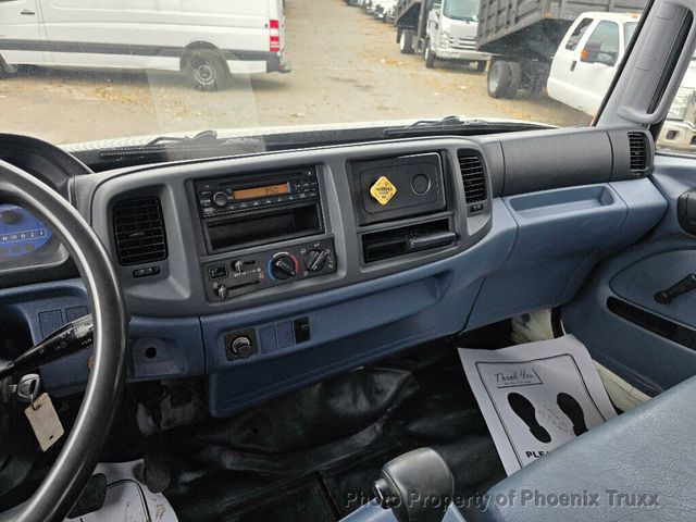 2006 HINO 268A Regular Cab Long Chassis DRW - 21813731 - 13