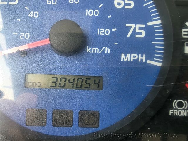 2006 HINO 268A Regular Cab Long Chassis DRW - 21813731 - 19