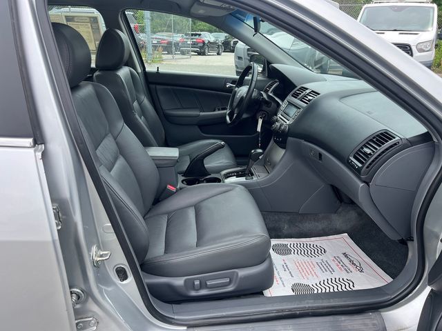 2006 Honda Accord Sedan EX-L V6 Automatic - 23069732 - 18