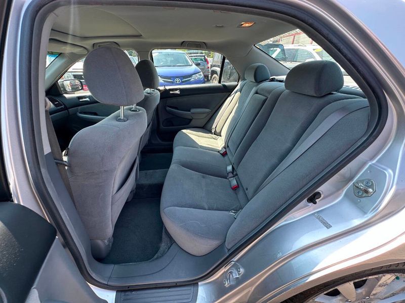 2006 Honda Accord Sedan LX V6 Automatic - 22898487 - 15