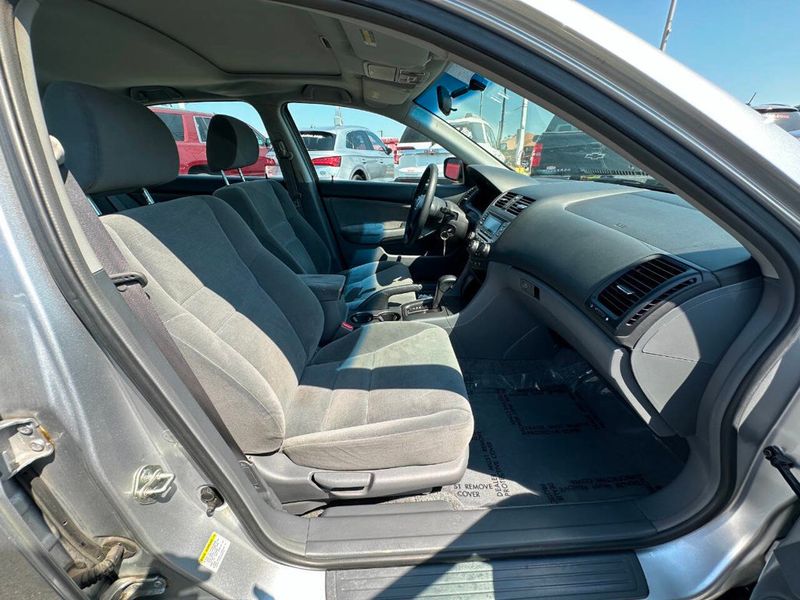 2006 Honda Accord Sedan LX V6 Automatic - 22898487 - 23