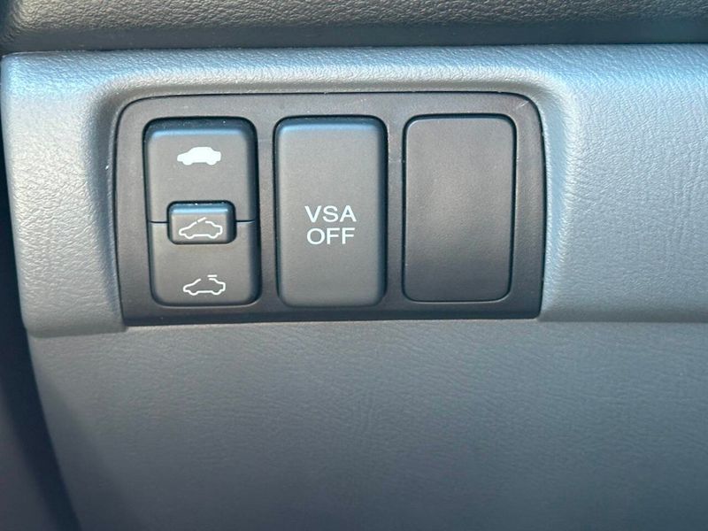 2006 Honda Accord Sedan LX V6 Automatic - 22898487 - 27