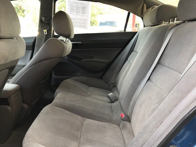 2006 Honda Civic Sedan LX Automatic - 18163459 - 12