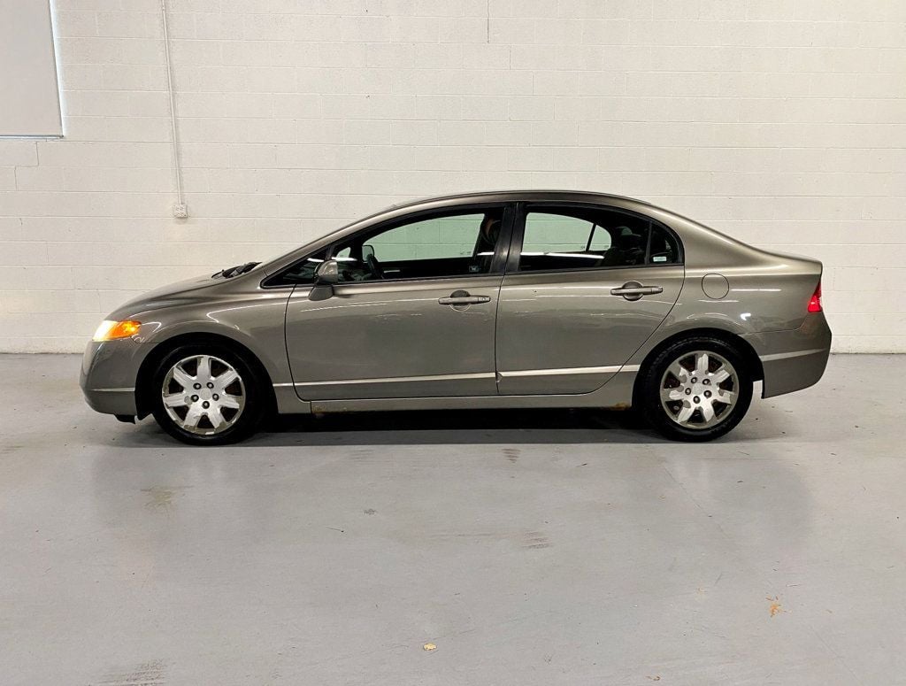 2006 Honda Civic Sedan LX Automatic - 22634909 - 3