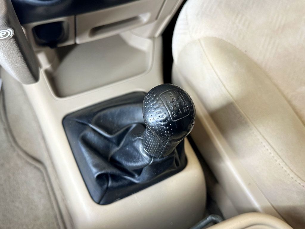 2006 Honda CR-V 4WD EX Manual Transmission! - 23085884 - 30