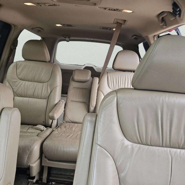 2006 Honda Odyssey 5dr EX-L Automatic with RES - 22963277 - 7