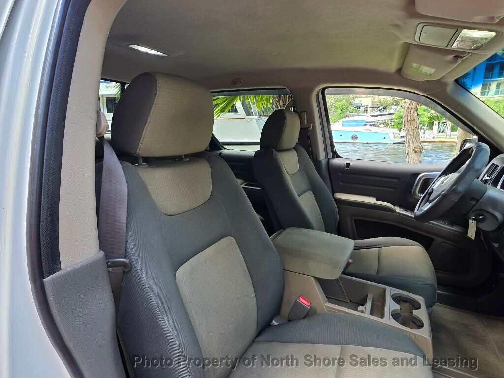 2006 Honda Ridgeline RT Automatic - 22923424 - 38